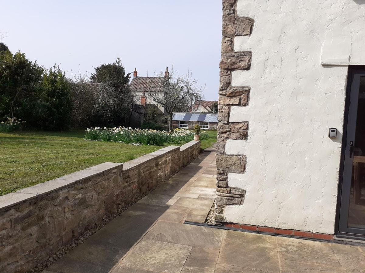 Characterful Cottage Adjacent To An Orchard Brockley Exterior foto